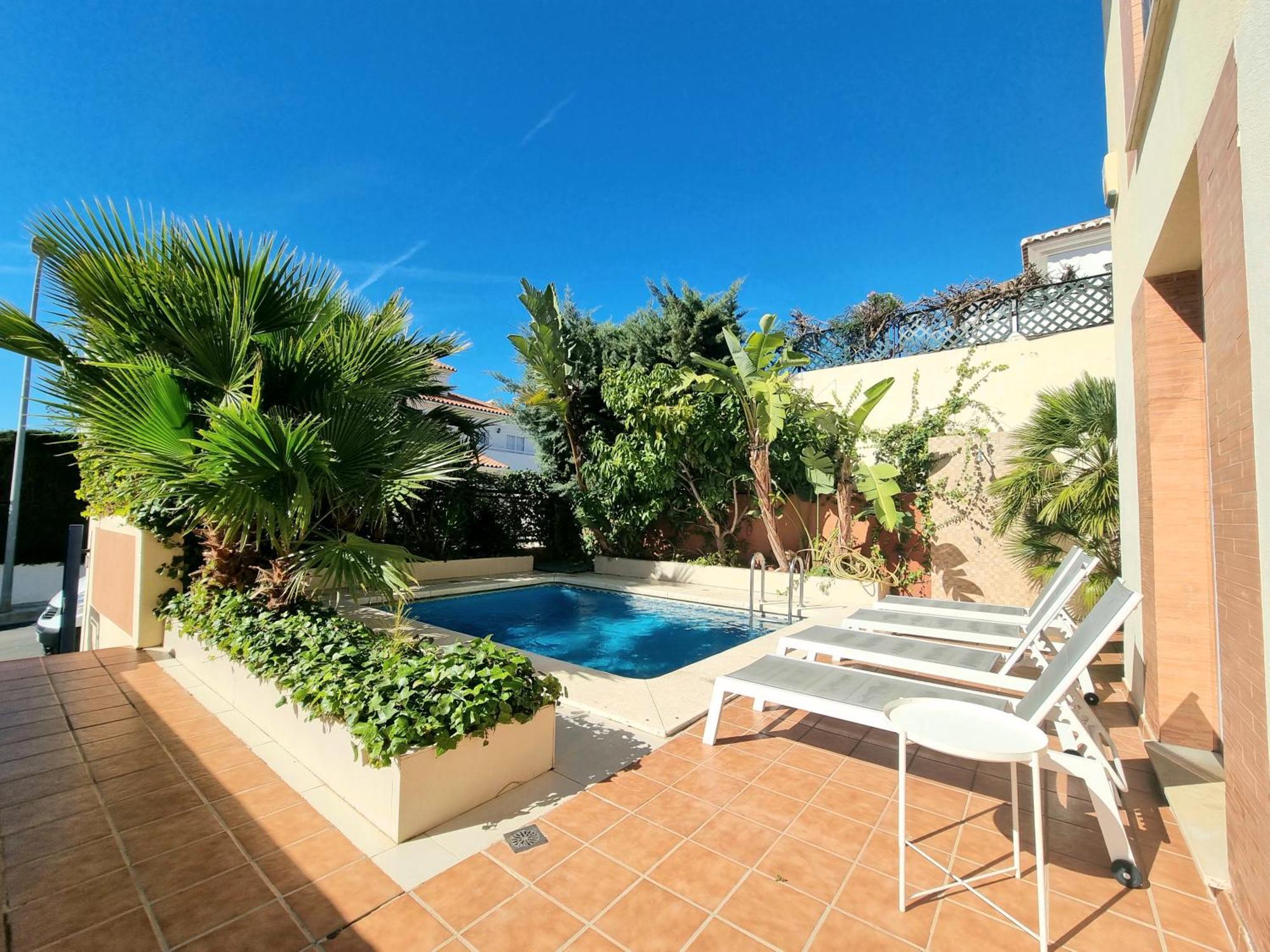 Stunning Home With Outdoor Swimmingpool, 4 Bedrooms And Wifi Benalmádena Exterior foto